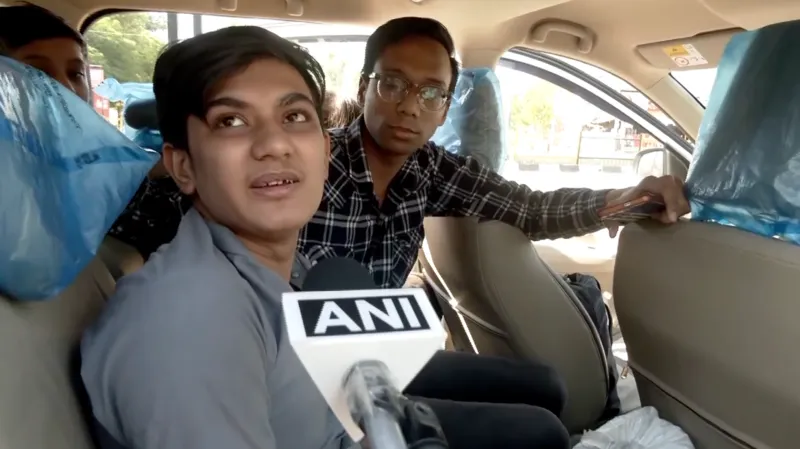 Ayat, a Pakistani national, came to India to meet his mother's relatives